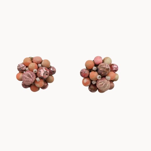 Vtg Pink/White Gold-Tone Clip-On Beaded Cluster Earrings Retro Party Fun Spring - Picture 8 of 8